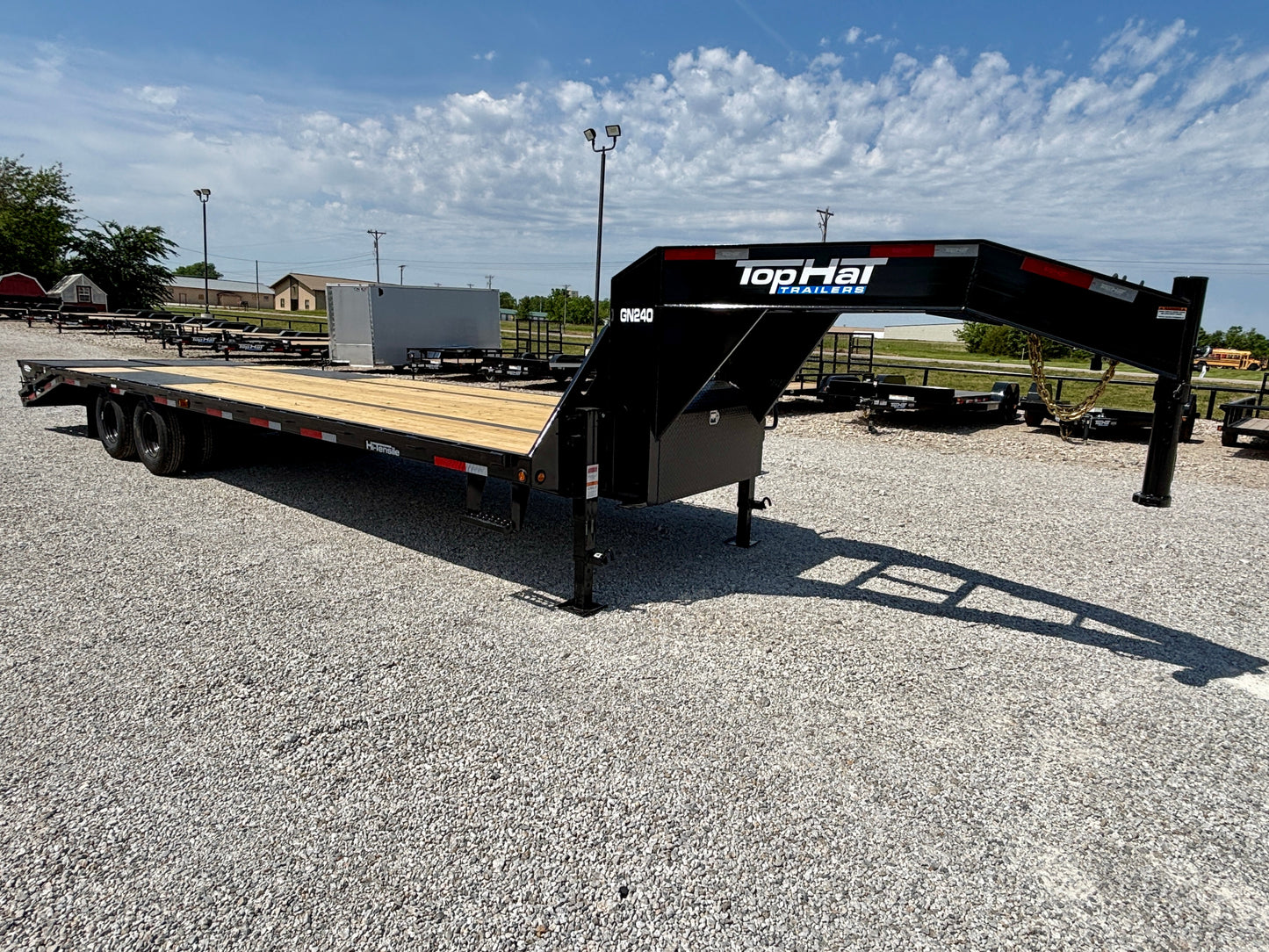 2026 Top Hat 30' 24K Gooseneck Flatbed Trailer