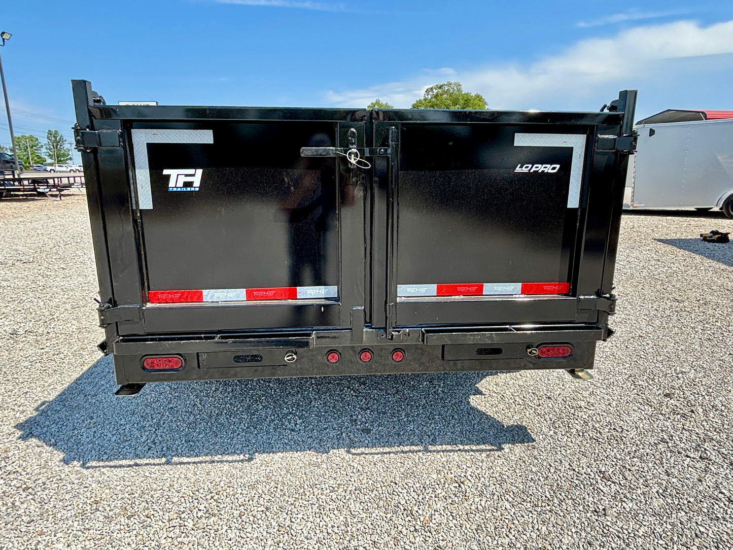 2026 Top Hat 14' 14K Dump Trailer With 3' Sides