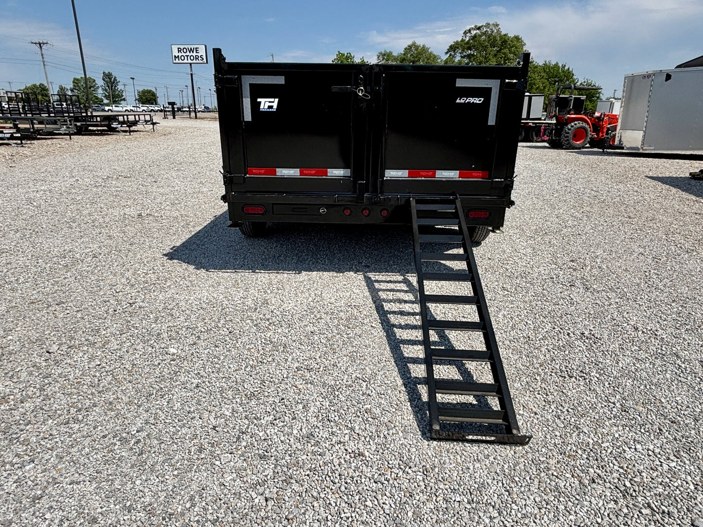2026 Top Hat 14' 14K Dump Trailer With 3' Sides