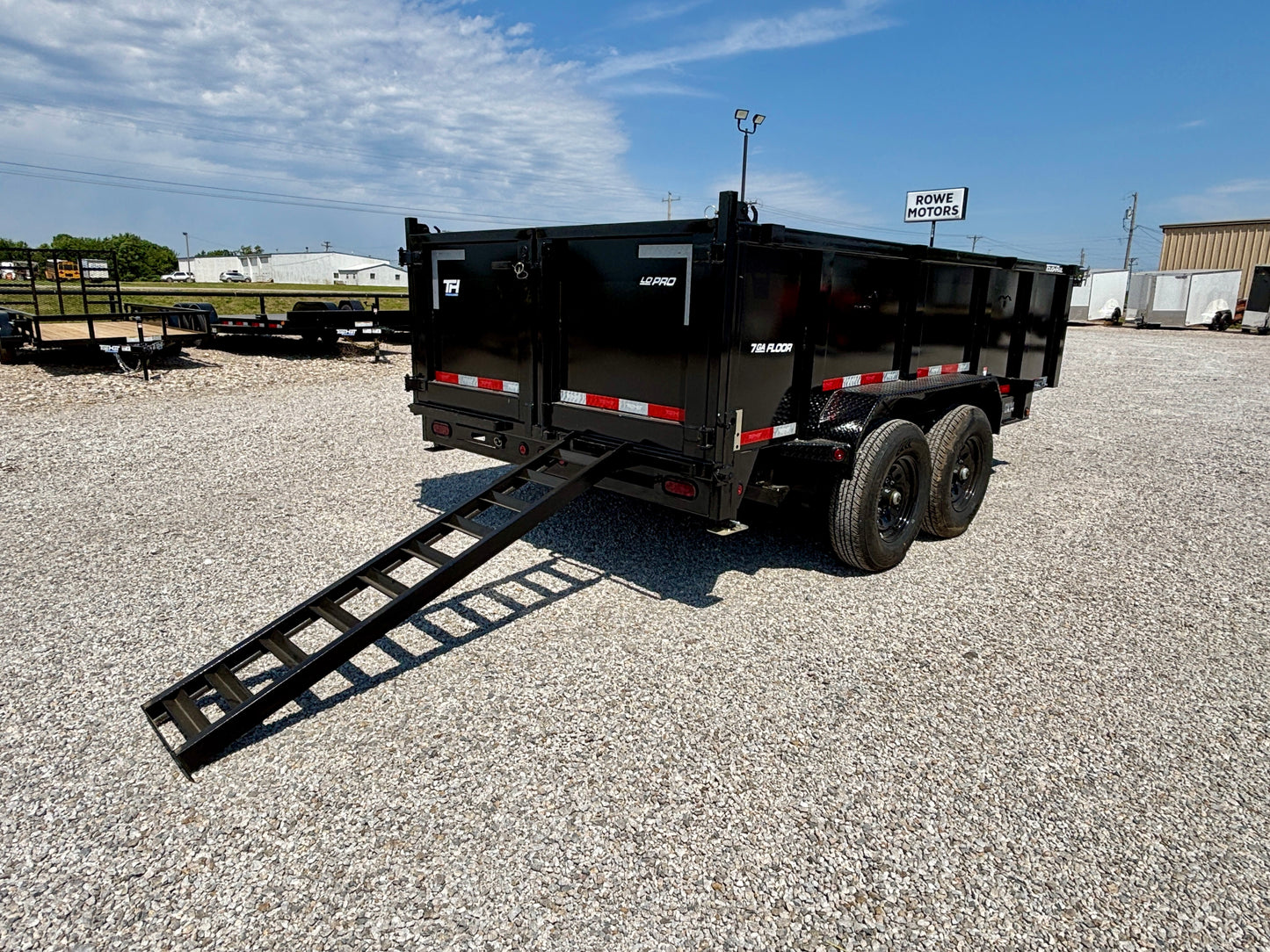2026 Top Hat 14' 14K Dump Trailer With 3' Sides