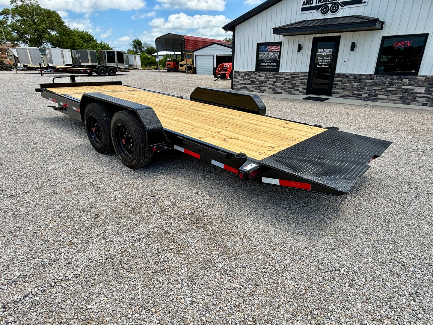 2026 Top Hat 22' 16K Tilt Trailer
