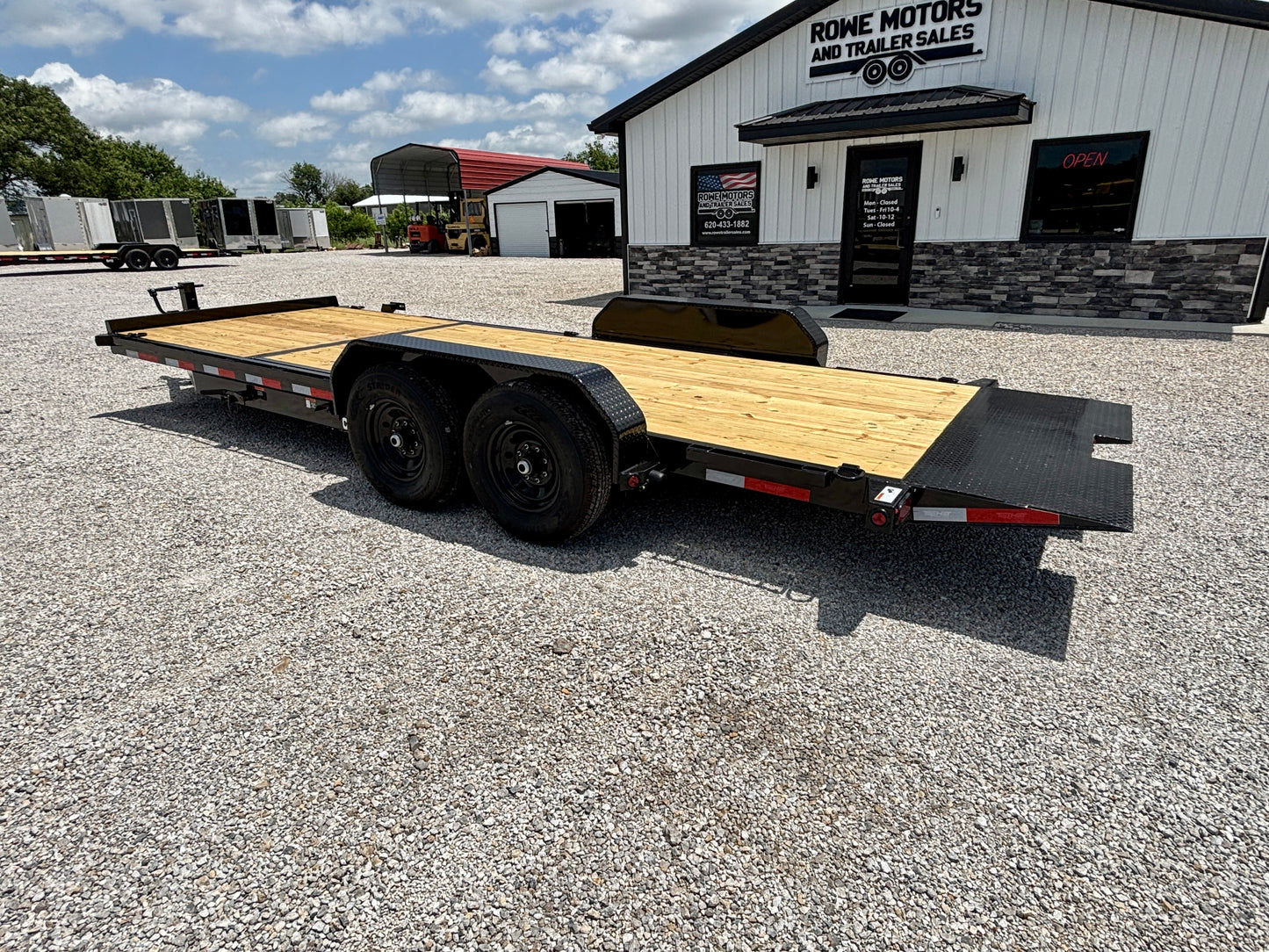 2026 Top Hat 22' 14K Tilt Trailer