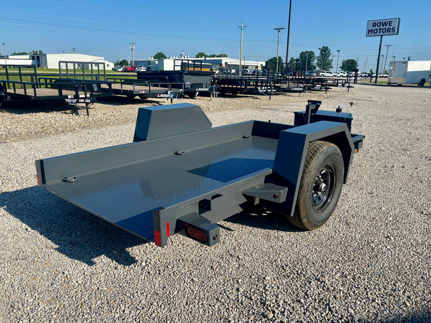 2026 Lamar 59" x 10' 7K Scissor Tilt Trailer