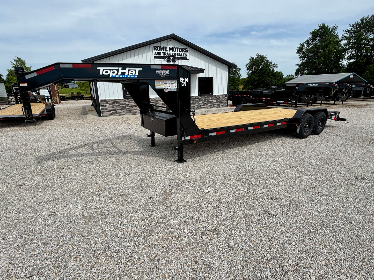 2026 Top Hat 24' 14K Gooseneck Equipment Trailer