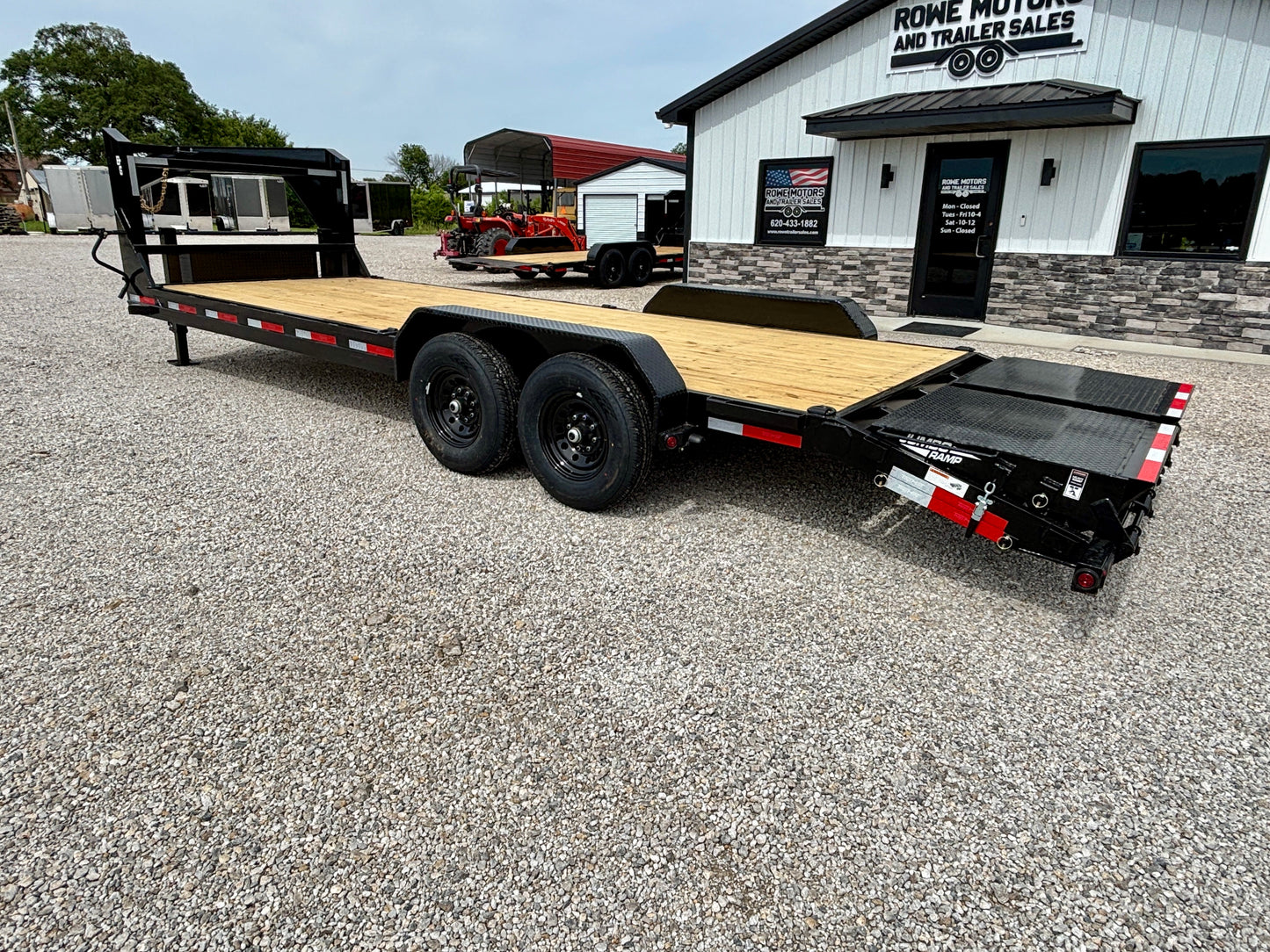 2026 Top Hat 24' 14K Gooseneck Equipment Trailer