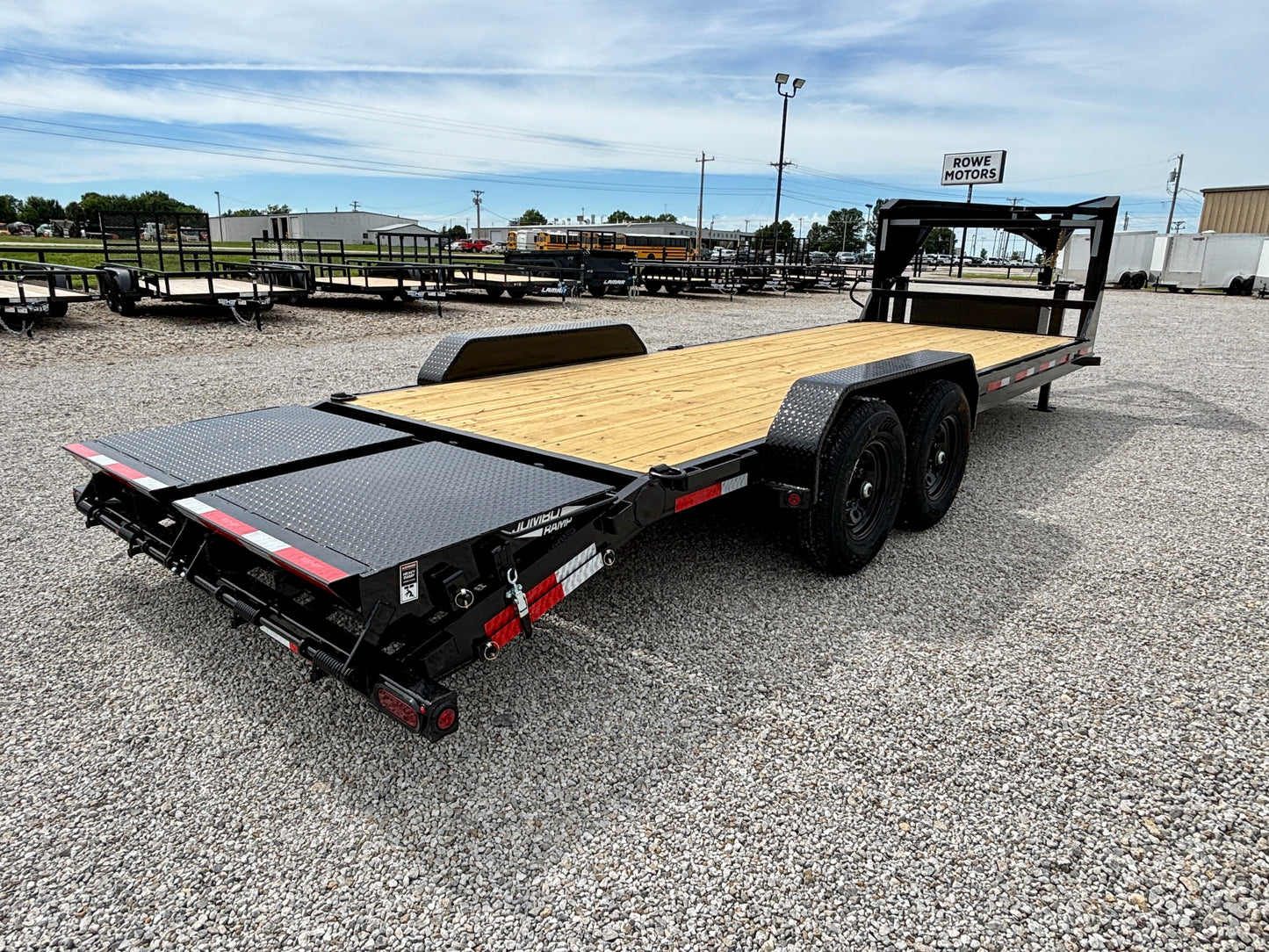 2026 Top Hat 24' 14K Gooseneck Equipment Trailer