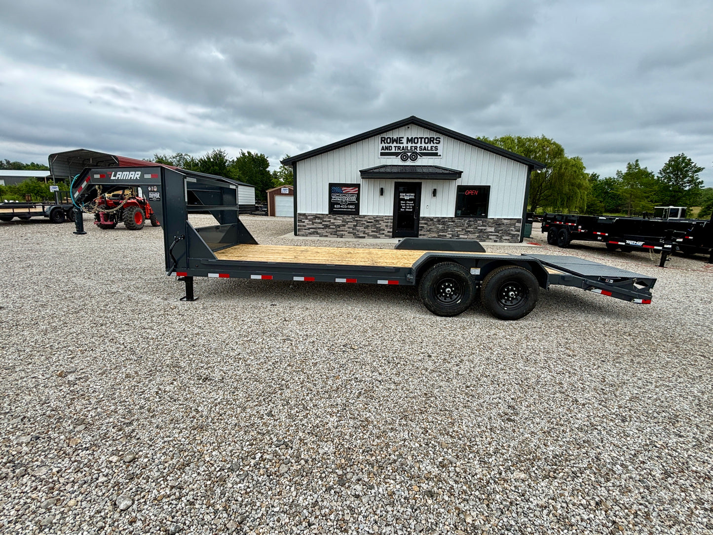 2026 Lamar 22' 14K Gooseneck Equipment Trailer