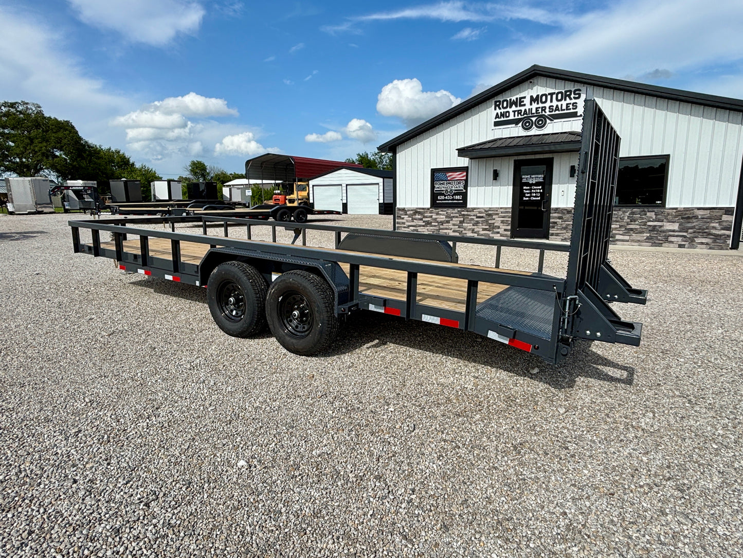 2027 Lamar 83" x 22' 10K Utility Trailer *Tube Top*