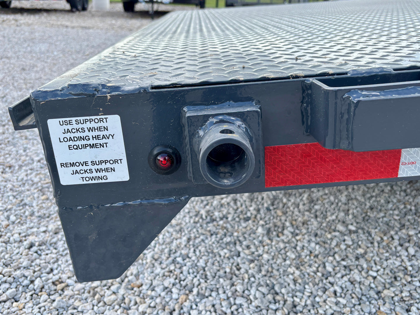 2027 Lamar 40' 21K Gooseneck 2 car Hauler / Equipment Trailer