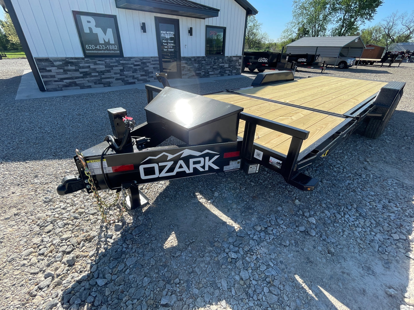 2025 Ozark 22' 16K HD Tilt Trailer