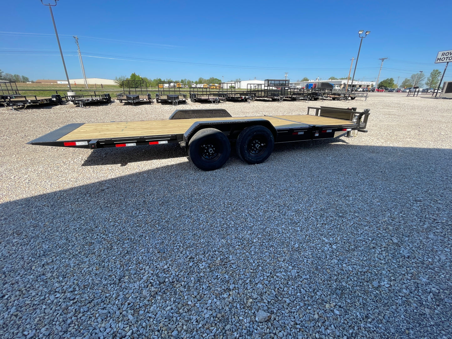 2025 Ozark 22' 16K HD Tilt Trailer